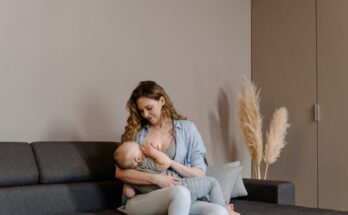 How to Dress Up When You Are Breastfeeding