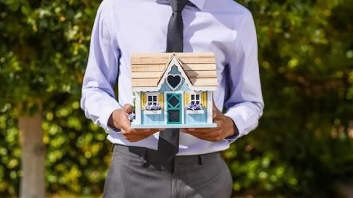 How is a home value determined ? important factors in property value