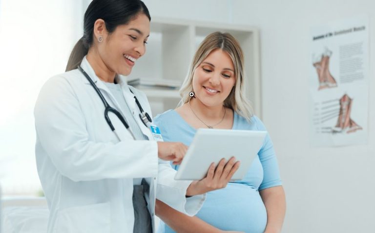 Best Gynaecologist in Noida