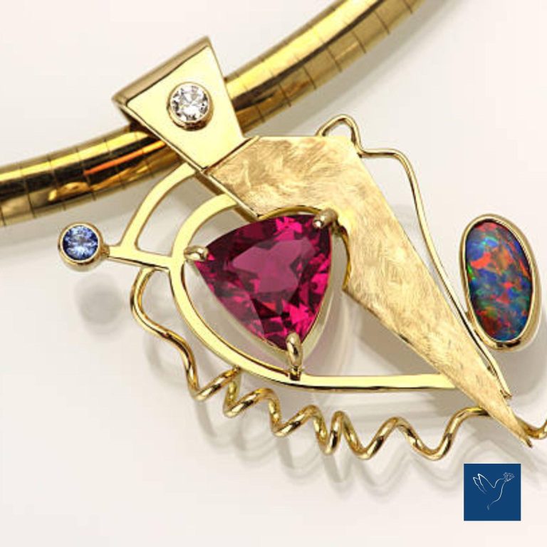 How Opals Influence Dreams and Intuition