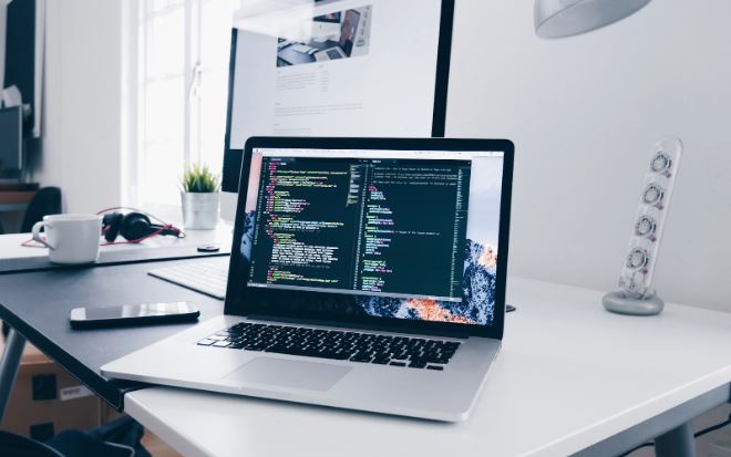 AI Computer With an Ultra Thin Design